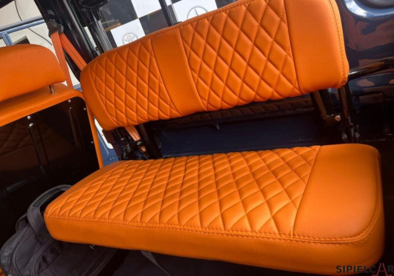 silla_naranja_768x539